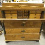 677 6281 CHEST OF DRAWERS